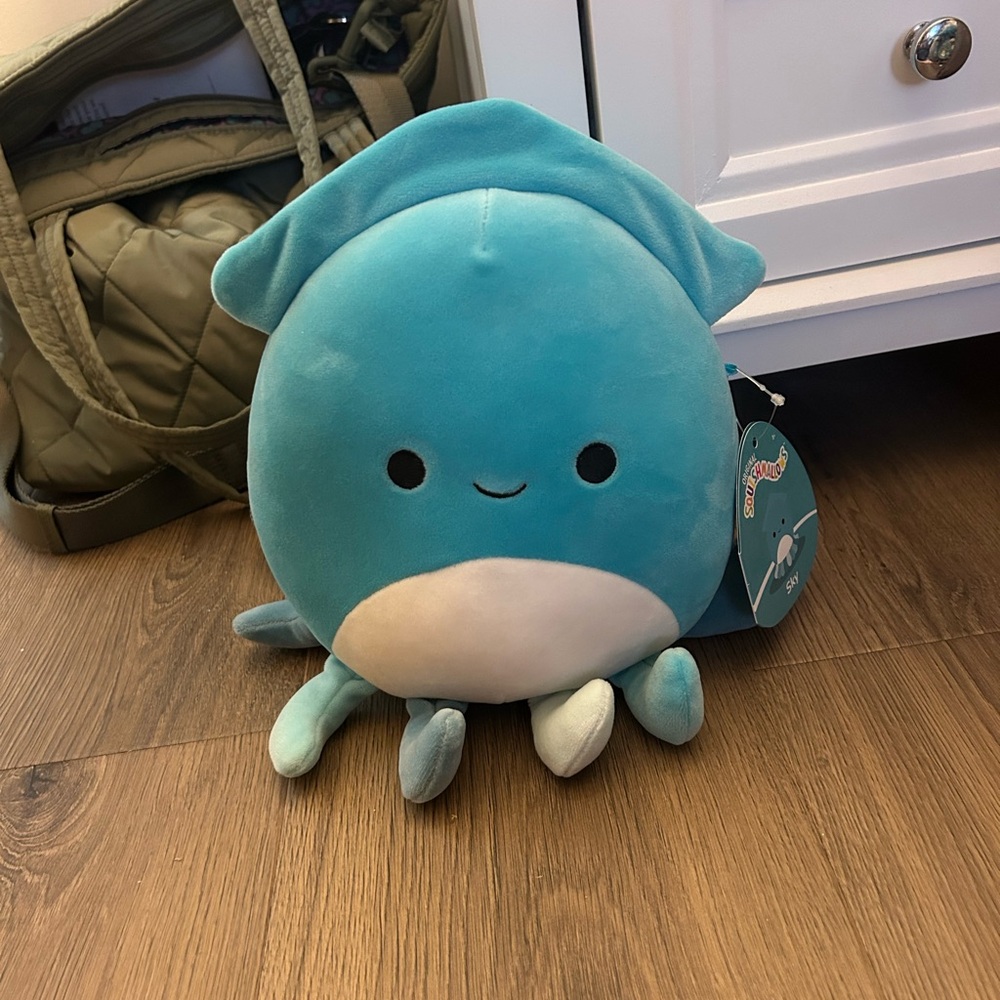 Sky the Squid Squishmallow